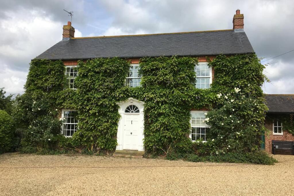 Private Annex Near